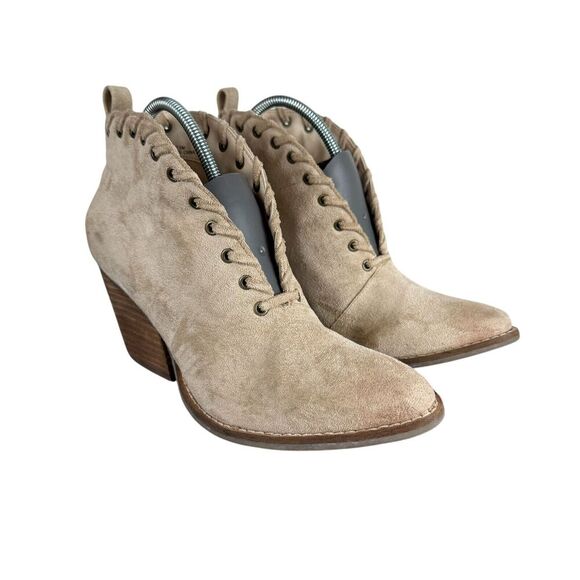 Coconuts Shoes - Coconuts by Matisse Taupe Pull‎ on Ankle Boots size 7.5 Booties Block Heel